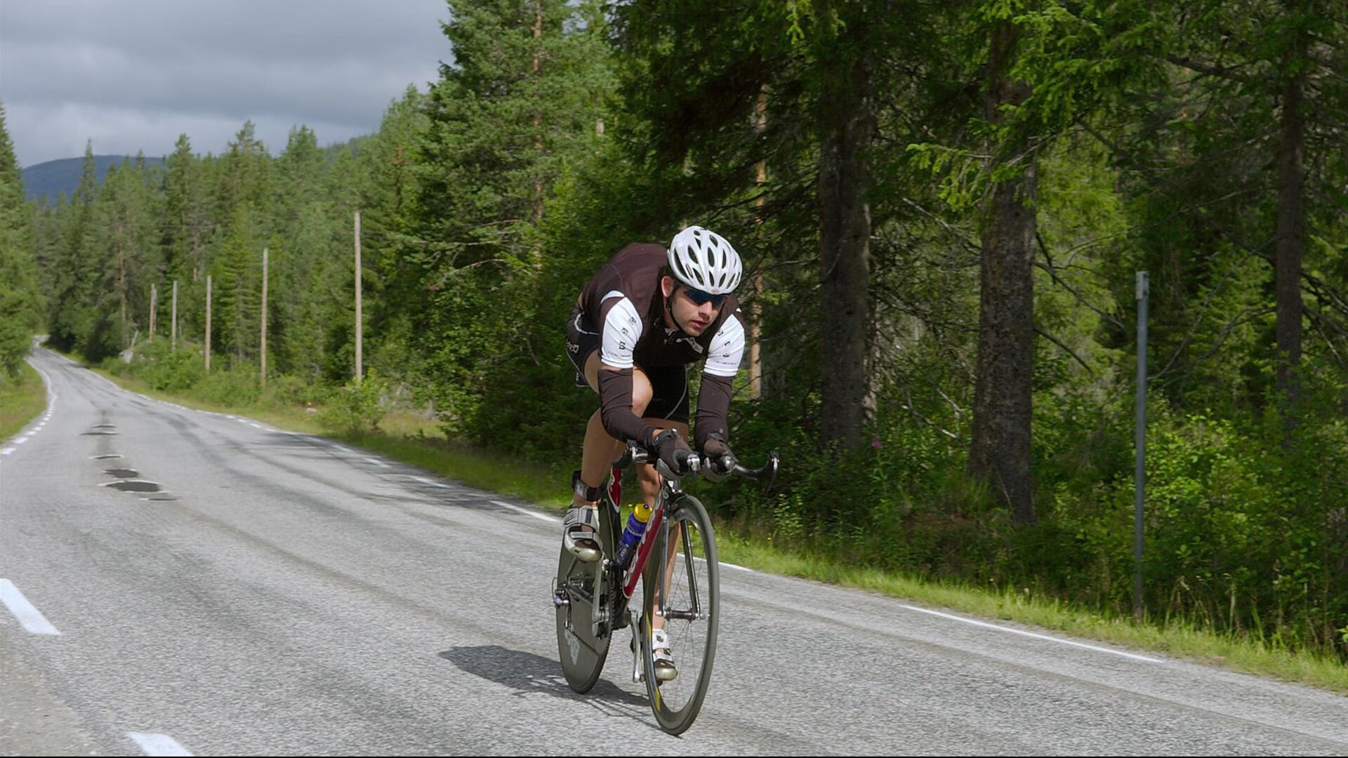 冬奥场地模拟平台提升新手训练效率,冬奥场馆模型